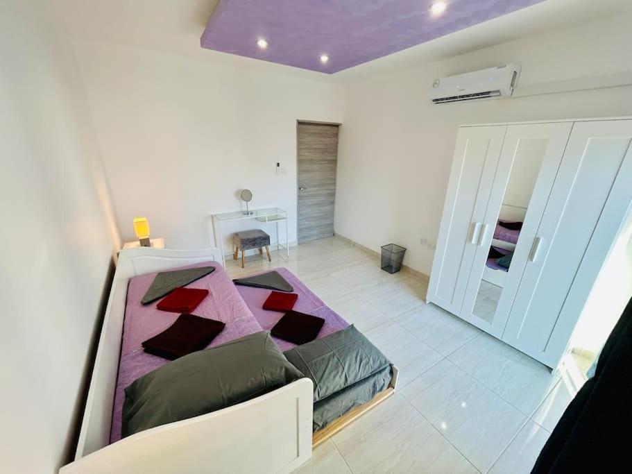 Cosy Home Close To The Sea, King-Size Bed St. Paul's Bay Buitenkant foto